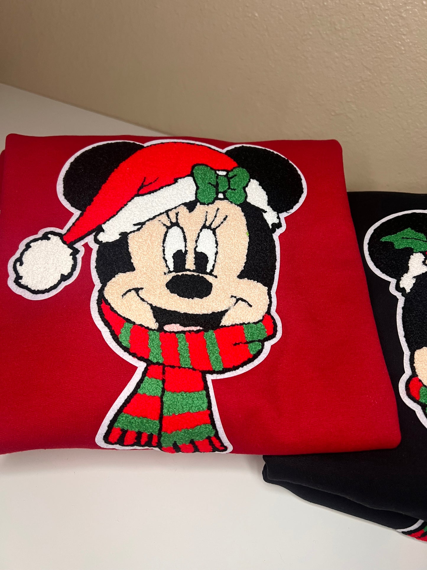 Minnie Crewneck